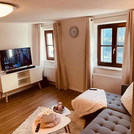 Apartament Felix Living 2, Zentrale 2-Personen Wohnung Nahe Altstadt, Parkplatz & Oberhausblick *