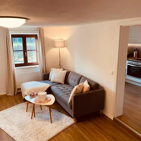 Felix Living 2, Zentrale 2-Personen Wohnung Nahe Altstadt, Parkplatz & Oberhausblick Apartment