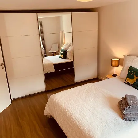 Felix Living 2, Zentrale 2-Personen Wohnung Nahe Altstadt, Parkplatz & Oberhausblick Apartment *